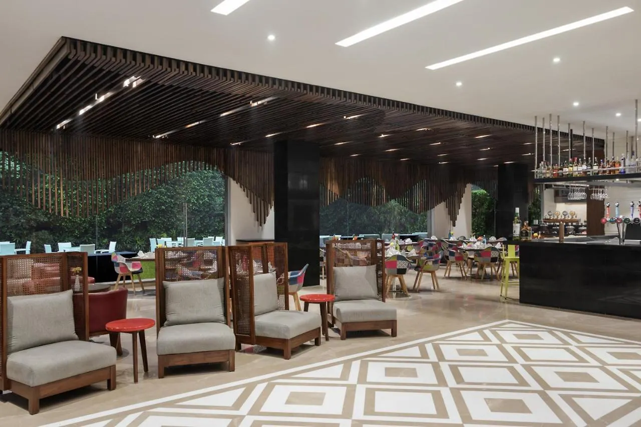 Hotel Golden Tulip City Centre Gurgaon