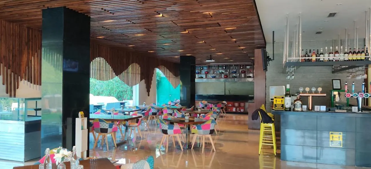Golden Tulip City Centre Gurgaon India
