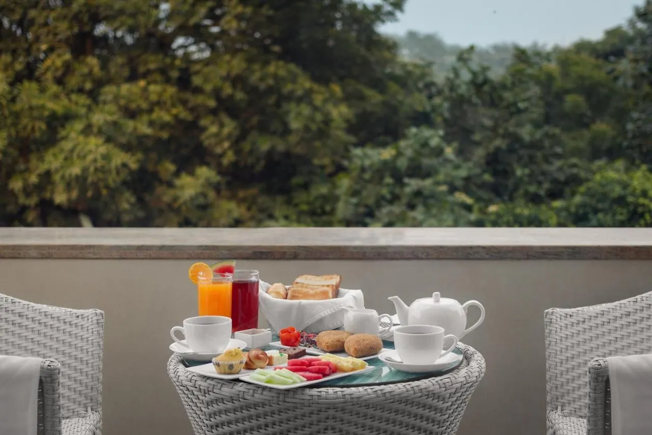 Golden Tulip City Centre Gurgaon